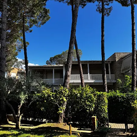 Bella Vista Garden, Lalzi Bay Βίλα *