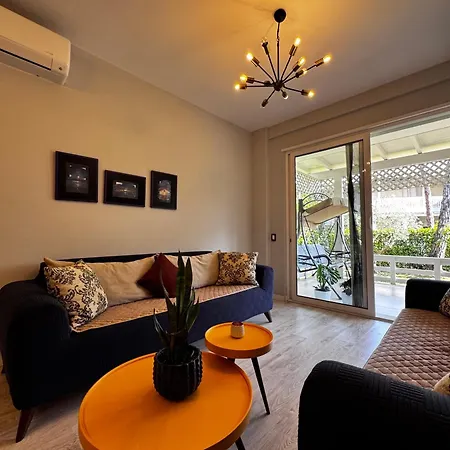 Bella Vista Garden, Lalzi Bay * Plazhi San Pietro